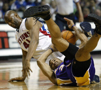 2026年NBA明星赛新制“美国队 vs 世界队”公布（2026年NBA全明星赛新赛制“美国队对阵世界队”正式发布）