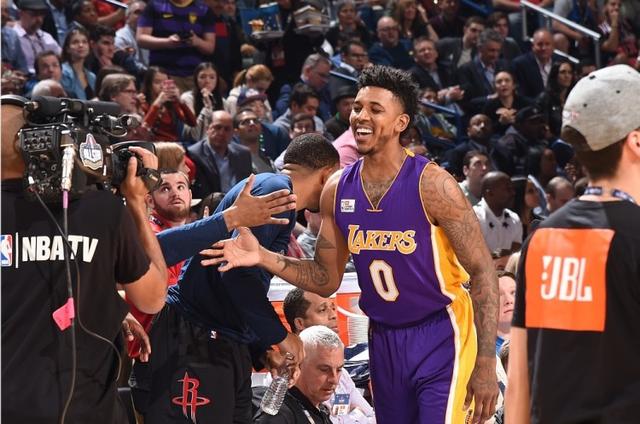 足协官方：征集2026赛季足协杯资格赛承办地，比赛1月举行（足协发布公告：面向全国征集2026赛季足协杯资格赛承办地，比赛定于1月进行）