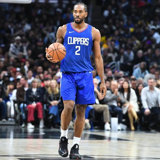 欧协联积分榜：斯特拉斯堡领跑，水晶宫距前8仅1分（欧协联积分形势：斯特拉斯堡领衔，水晶宫距前八仅差1分）