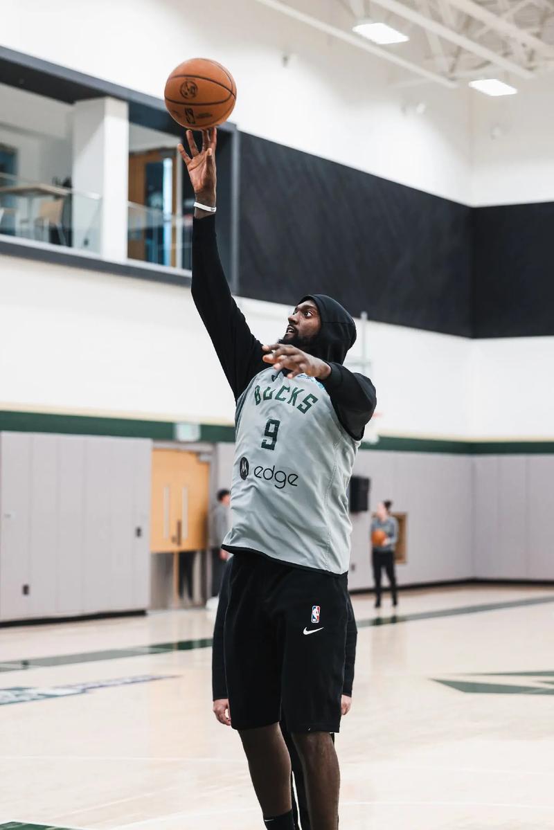 神户主帅：申花球员个人能力非常突出，反击和高球都很有威胁（神户主帅：申花个人能力出类拔萃，反击与高空球威胁十足）