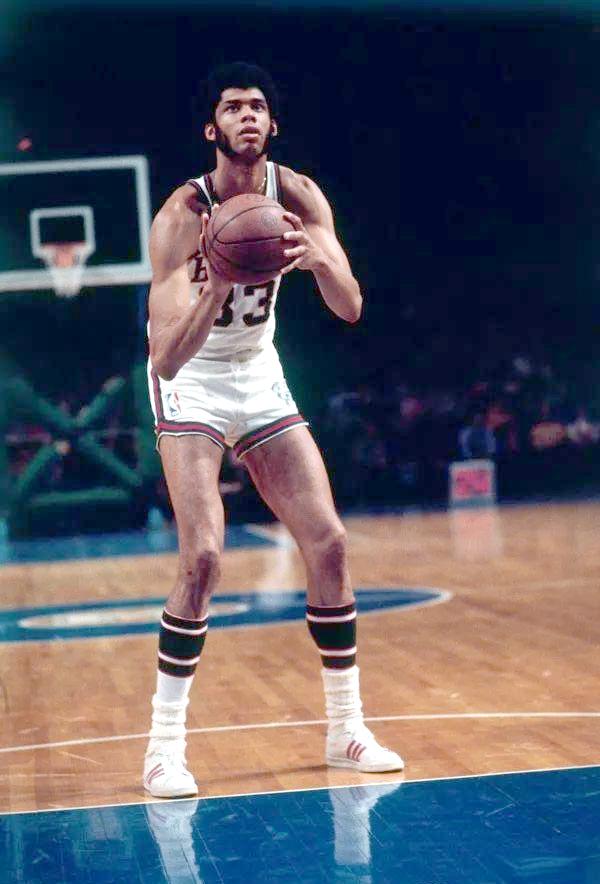 北京时间12月10日20：15，亚冠精英二级联赛小组赛将迎来收官战。（亚冠精英二级联赛小组赛收官战将于北京时间12月10日20：15打响）