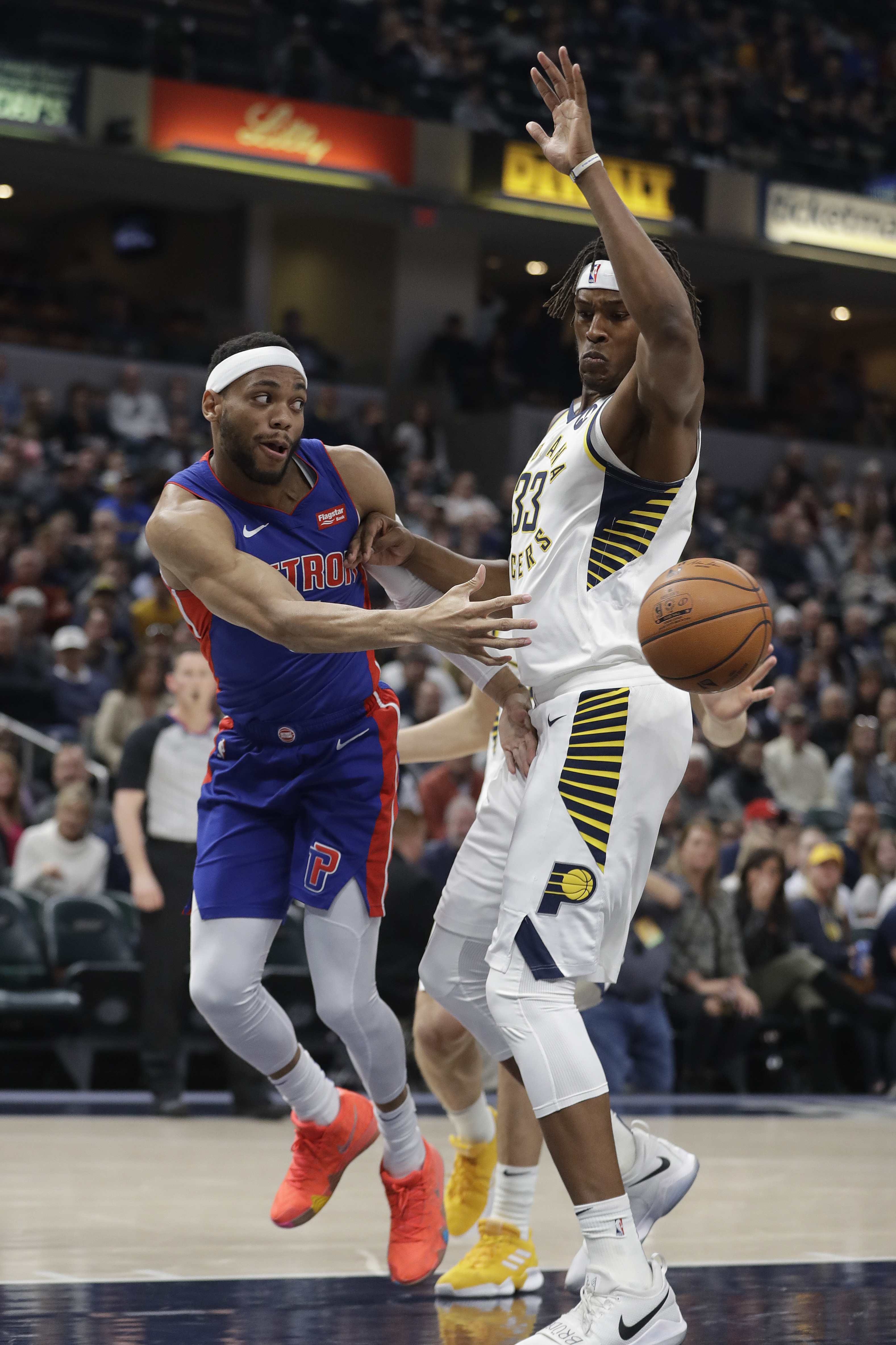 范佩西：温格是我的足球教父；弗格森的管理能力让人惊叹（范佩西：温格如我足坛导师 弗格森的管理才华令人折服）