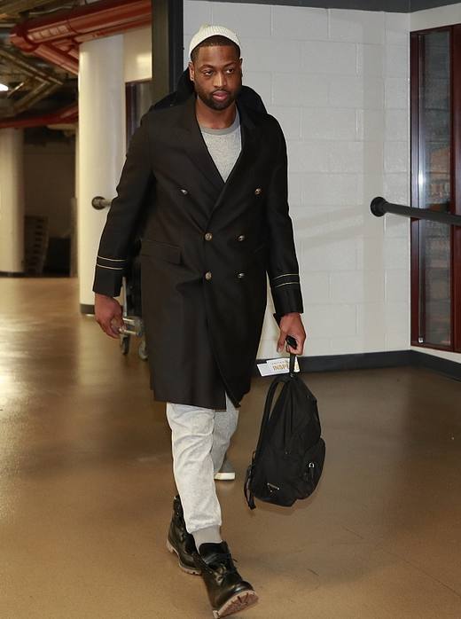 图片报：多特后防线出现危机，将面临安东和安塞尔米诺缺阵（图片报：多特后防告急，安东与安塞尔米诺恐缺席）